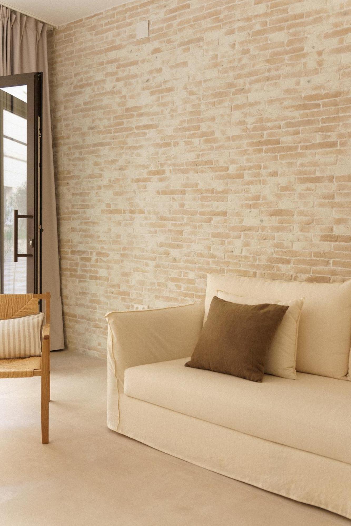 Luca Oliva Homes Riverside Studio Севилья Экстерьер фото